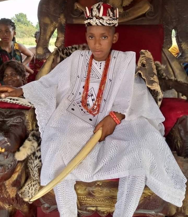 10 year old boy crowned King in Anambra